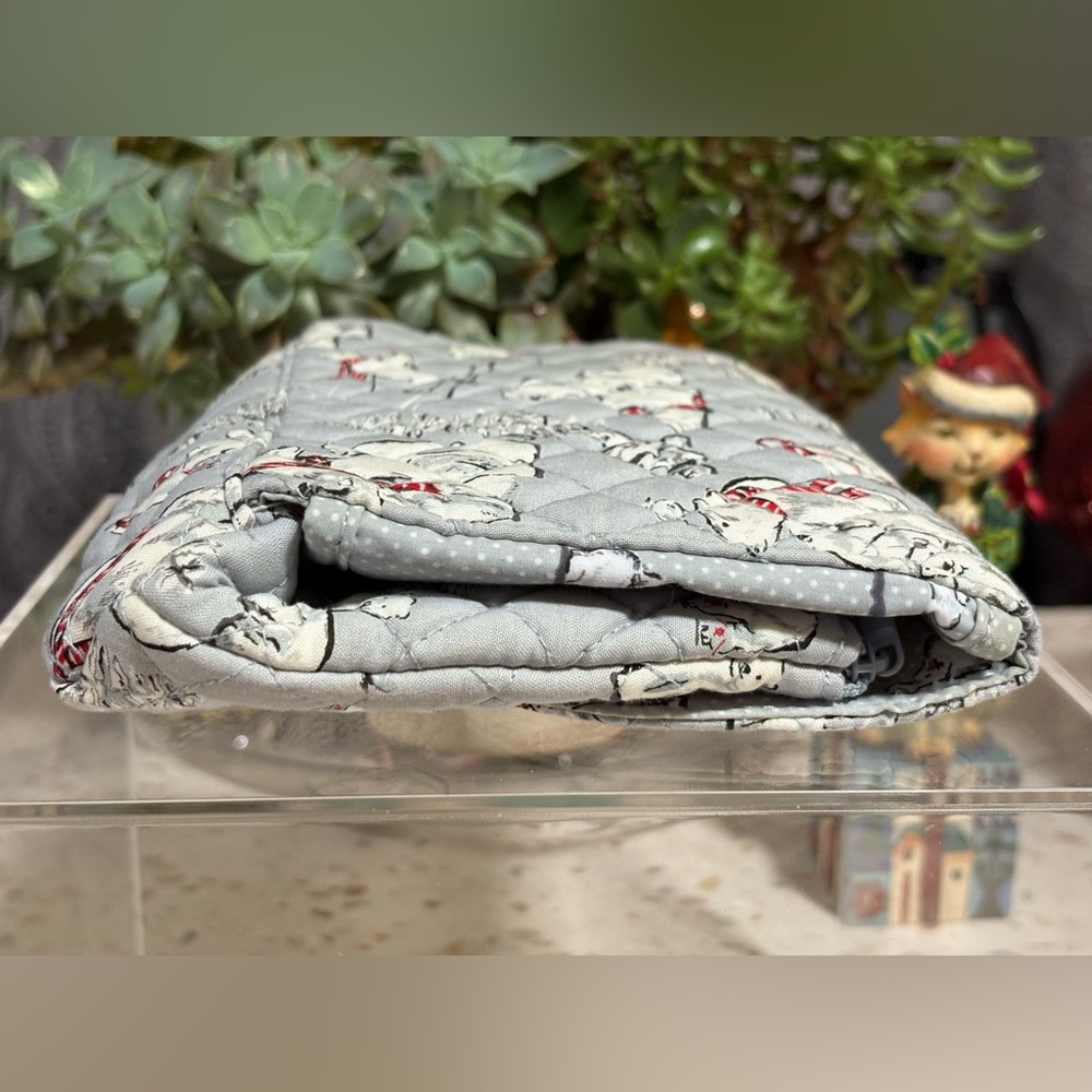Vera Bradley Polar Bear Quilted Cosmetic Bag - Picture 11 of 17
